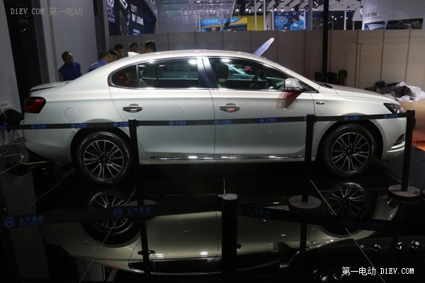 廣州車(chē)展開(kāi)幕 新能源車(chē)型提前探館點(diǎn)評(píng)
