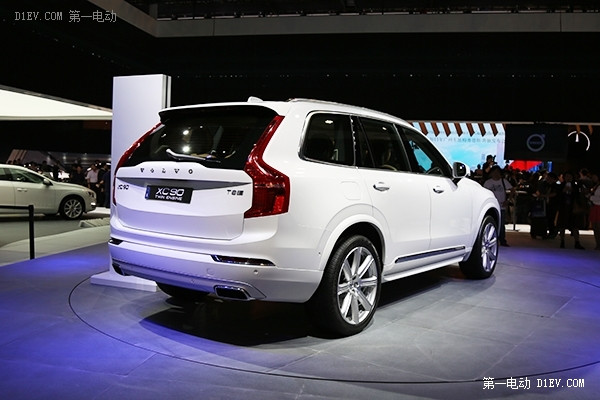2015廣州車展 | 沃爾沃豪華插電式SUV XC90 T8上市 售109.8萬起