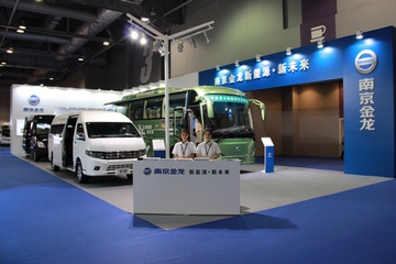 新能源汽车闪耀香港 南京金龙纯电动客车倍受亲睐