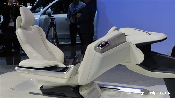 洛杉磯車展電動(dòng)汽車爆棚，重新定義加州汽車未來