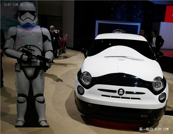 洛杉磯車展電動(dòng)汽車爆棚，重新定義加州汽車未來