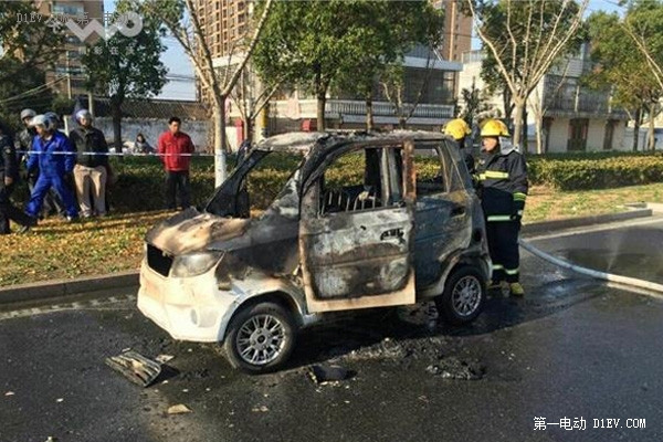 荔枝網(wǎng)：江蘇南通低速電動(dòng)車自燃，8歲兒童被燒身亡