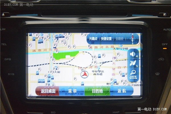 在數(shù)九寒天的北京，騰勢電動車的續(xù)航里程也許更厚道
