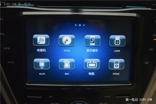 在數(shù)九寒天的北京，騰勢電動車的續(xù)航里程也許更厚道