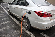 11月新能源汽车市场分析：乘用车销量达2.4万 暴增2.4倍