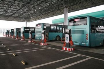 《电动汽车非车载传导式充电机与电池管理系统之间的通信协议》