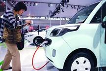 年末车市冷热不均：新能源车卖得火 豪车库存多