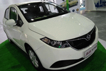 康迪K17A亮相广州新能源汽车展览会 康迪已运营电动汽车3万余辆