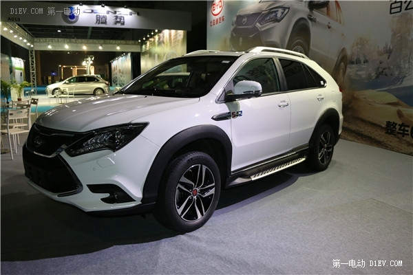比亞迪秦唐登陸首屆全球新能源汽車大會（廣州）交易展