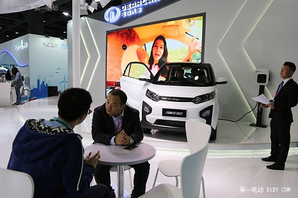 不忌諱長得像Smart，芝麻E30之后電咖也要自己“造車”