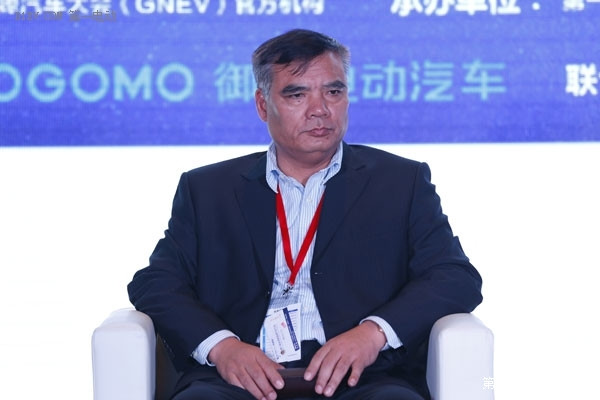 上海新能源汽車檢測工程技術研究中心常務副主任繆文泉