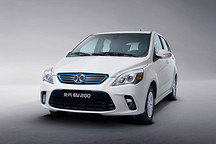 截至2015年北京推廣新能源汽車3.59萬輛 建成充電樁2.1萬