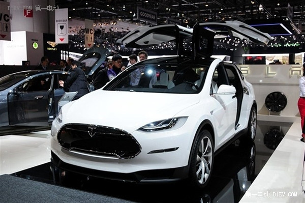 特斯拉Model X