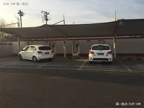 開著一度回山東 小E陪我過大年
