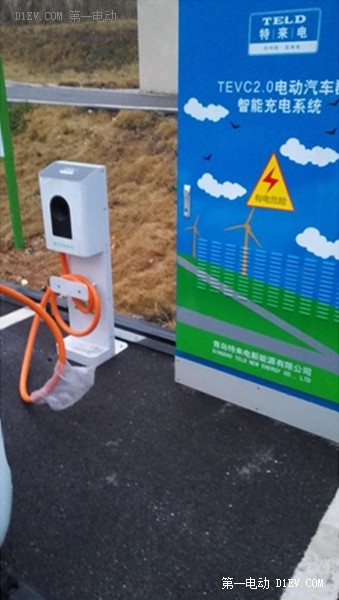 正月初二eQ京臺(tái)高速快充 開(kāi)電動(dòng)汽車去丈母娘家拜年