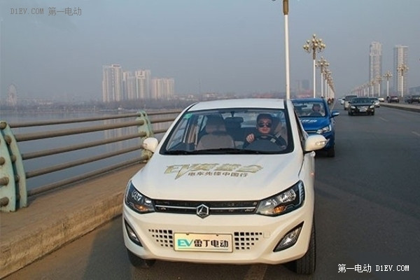 市場刮起三廂電動(dòng)汽車新潮流 雷丁小王子銷量爆發(fā)式增長