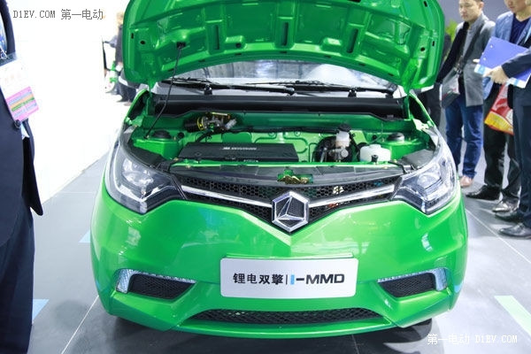 雷丁D70混動(dòng)版微型電動(dòng)車