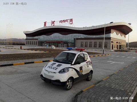知豆西部地区再发力 “小西藏”首迎警豆巡逻车