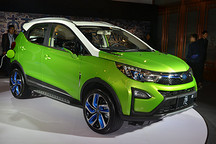 迪粉日記 | 戲說重新定義汽車，從比亞迪元上市談起