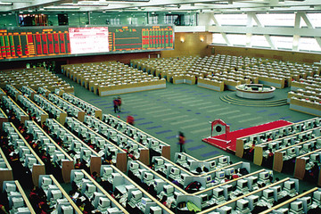 上证所关注新能源汽车补贴退坡影响 宇通客车和辽宁曙光被问询