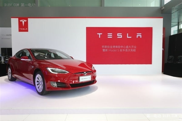 特斯拉新Model S电动汽车