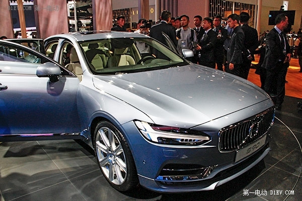 北京車展沃爾沃S90搭載全球最快的自動(dòng)駕駛系統(tǒng)