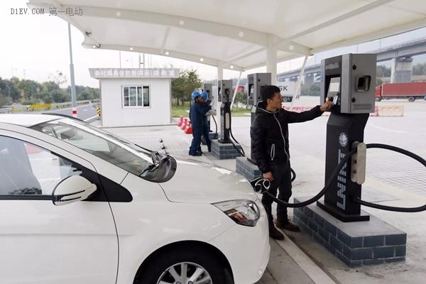 EV晨報 | 杭州明確銷售商為車主安充電樁;東風汽車與時空電動簽采購協(xié)議;美發(fā)明永不老化電池