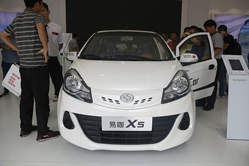 易咖攜全系車型高調(diào)亮相濟(jì)南展 四款智能純電動(dòng)微車全盤點(diǎn)