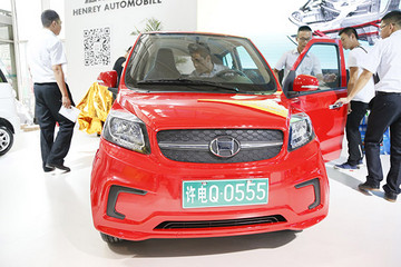 宏瑞攜三款純電動(dòng)微型車亮相濟(jì)南展 戰(zhàn)略車型KingCar國內(nèi)首發(fā)