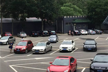 帶著心上的她駕著深愛的EU260，踏上最美的畢業(yè)旅程
