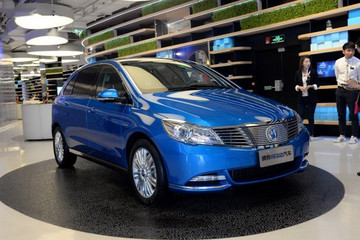 國(guó)產(chǎn)電動(dòng)車首次召回 共759輛騰勢(shì)車型/原因與電動(dòng)系統(tǒng)無(wú)關(guān)