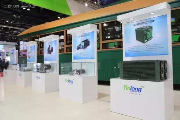 銀隆新能源三電系統(tǒng)設(shè)備展示