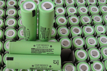 动力电池产能高速扩张 押宝新能源汽车将放量