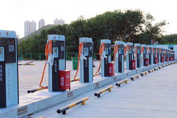 山西：高速公路建成38座電動汽車快充站