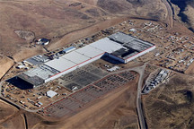 特斯拉计划用70 兆瓦太阳能电场为“超级工厂”供电