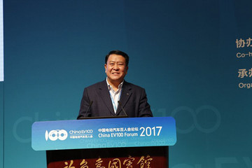 新能源汽车转向私人市场临界点到来 徐和谊解析北汽新能源聚焦战略