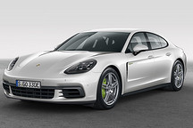 曝Panamera 4 E-Hybrid 配V8发动机/2018年亮相