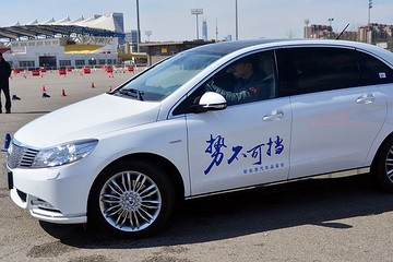 品鉴腾势400，熊孩子遇到“势不可挡”