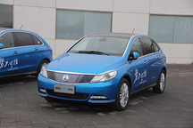 不亞于高檔汽油車，騰勢400電動汽車試駕體驗