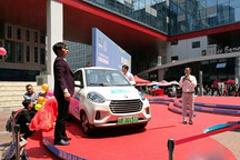 廣州成立共享汽車(chē)專(zhuān)委會(huì) 發(fā)布內(nèi)地首個(gè)共享汽車(chē)規(guī)范