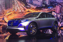 奔馳正式提交EQ系列共8款車型商標注冊 2025年前將推10款電動車