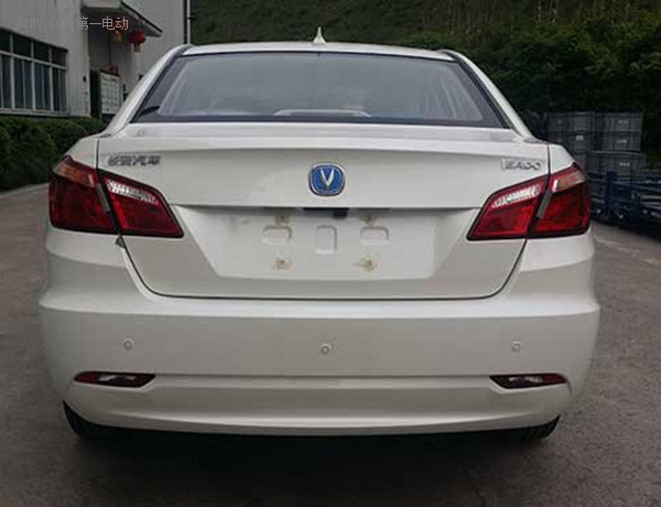 長(zhǎng)安逸動(dòng)EV申報(bào)信息曝光 入選第四批新能源汽車(chē)推廣目錄 