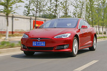 豈止跑得快內(nèi)里更強大  試駕特斯拉Model S 90D
