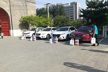 草原天路趴趴趴：同是EV300，帝豪險勝比亞迪