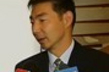 上海或?qū)﹄妱?dòng)汽車牌照開綠燈