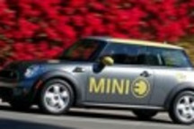 2011年度綠車評選發(fā)燒友汽車之mini E
