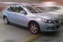 車重1700KG續(xù)航300KM 和悅電動(dòng)車諜照曝光