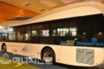 韓國(guó)AIST首次公開全球首個(gè)無線充電電動(dòng)汽車