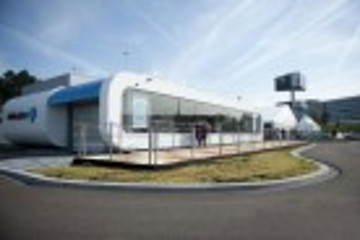 荷兰首座电动汽车“换电站”投入使用