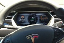 試駕特斯拉Model S 如同首次使用iPhone